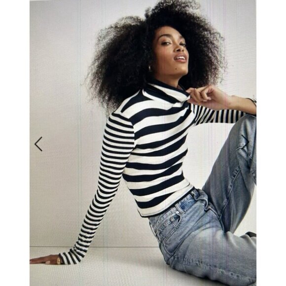 Madewell Crop Turtleneck Sweater Stripe Nautical Classic Navy/Cream Sz XXS - Picture 2 of 15